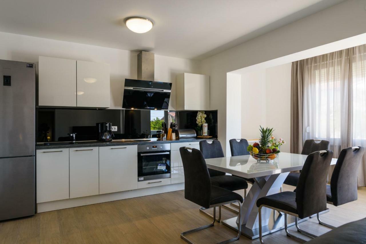 טרוגיר Apartments Apollo מראה חיצוני תמונה